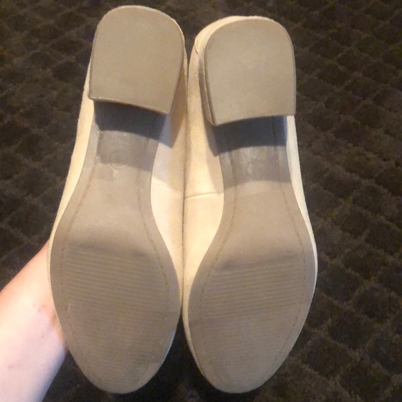 Universal Thread shoes - Picture 2 of 5